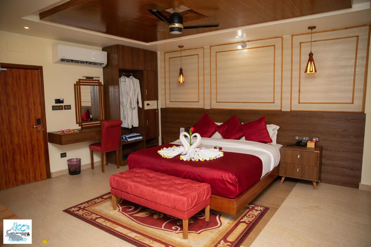 Kc'S Home Sauraha Kültér fotó