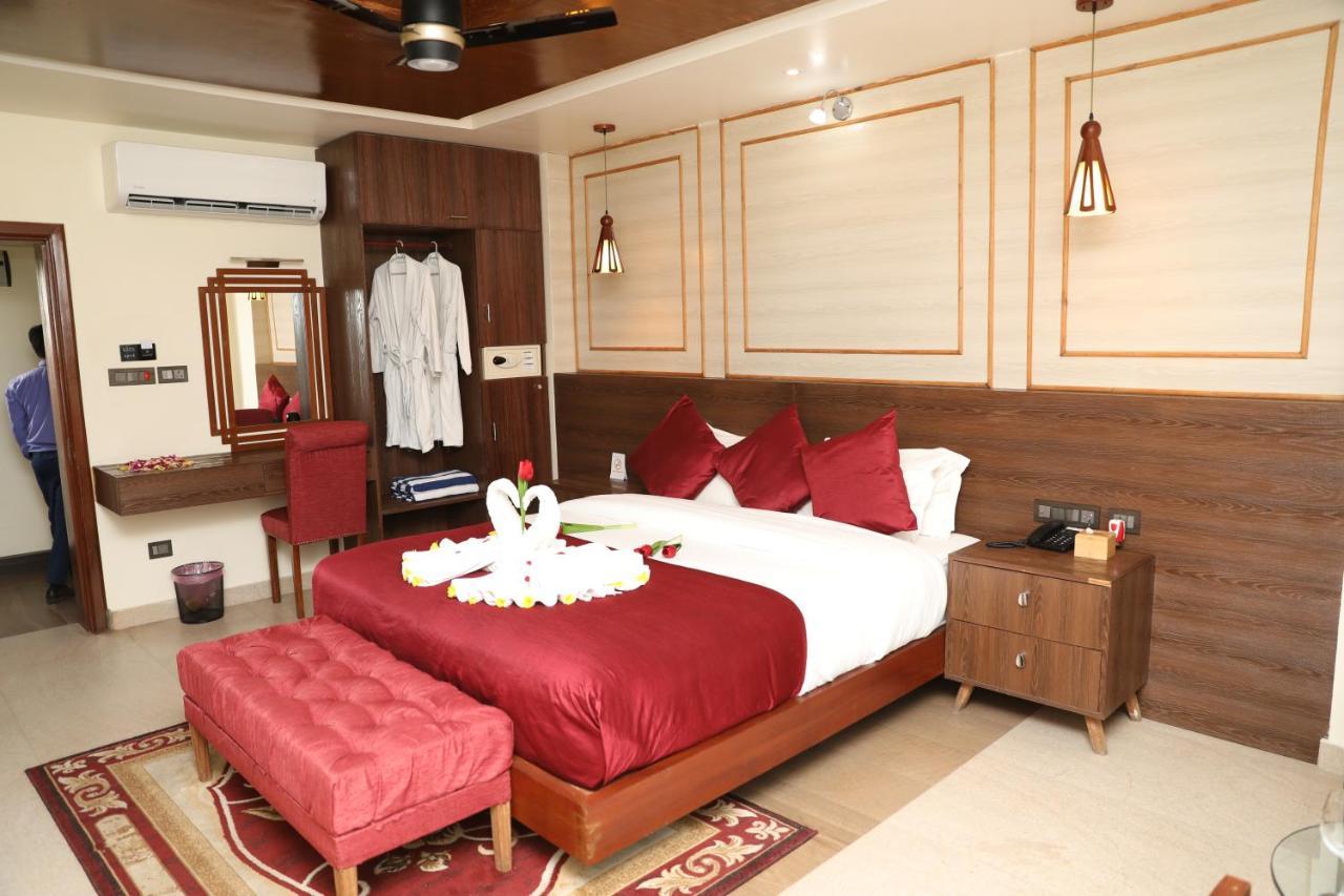 Kc'S Home Sauraha Kültér fotó