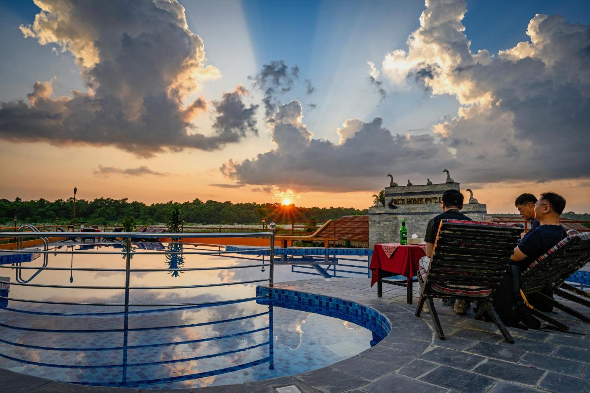 Kc'S Home Sauraha Kültér fotó